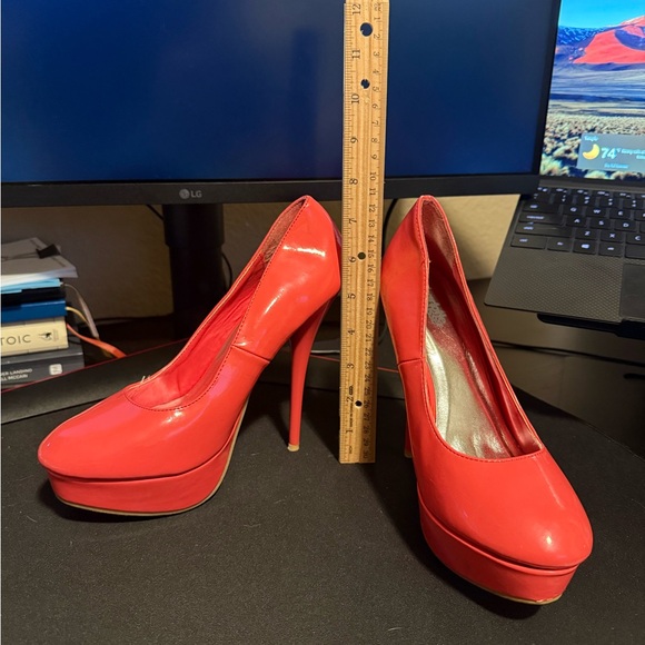 Pink / Coral Charlotte Russe High Heels - Picture 4 of 6